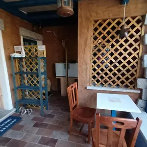 Portopollo Surfhouse Couette-café