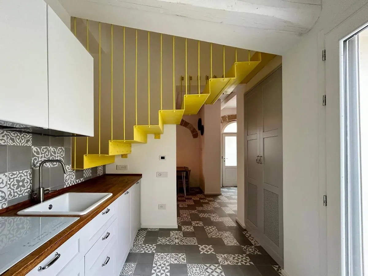 Hotel Palazzo Ma.Ri.Lu. Càbras Italien