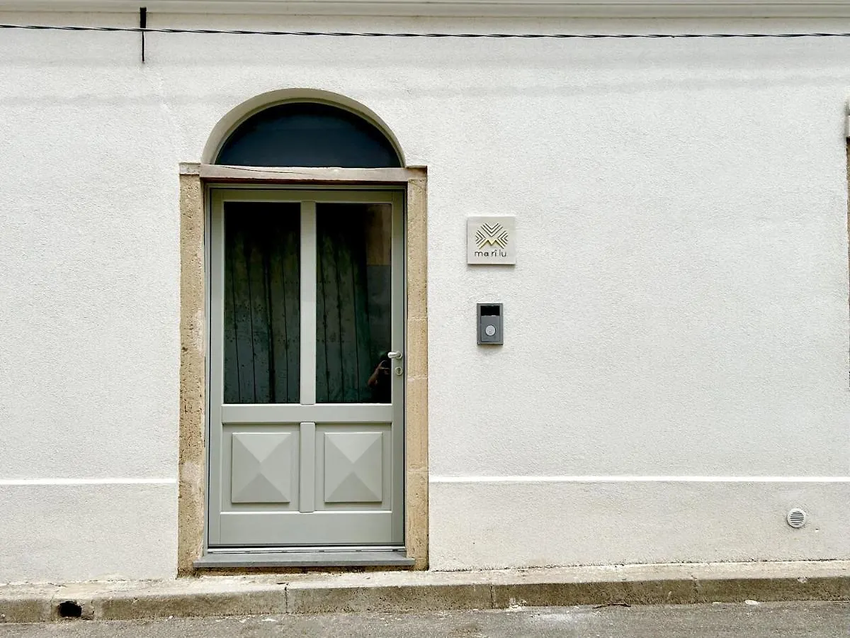 Hotel Palazzo Ma.Ri.Lu. Càbras Gasthof